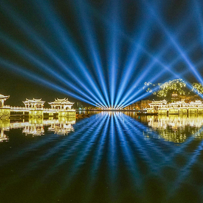 150w Led Super Beam Pro Light Moving Heads Peralatan Dj AC100-240V